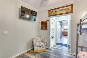 Walk to Sea Isle Beach: Pet-friendly Group Getaway