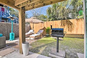 Galveston Retreat w/ Backyard & Patio!
