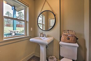 On-site Hiking Access: Mtn-view Conifer Cabin