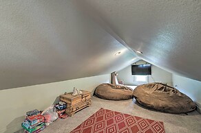 On-site Hiking Access: Mtn-view Conifer Cabin