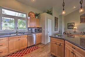 On-site Hiking Access: Mtn-view Conifer Cabin