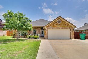 BBQ Ready: Harker Family Retreat w/ Yard!