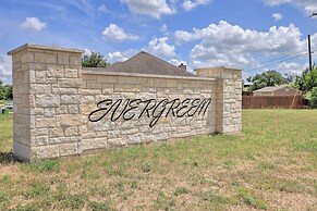 BBQ Ready: Harker Family Retreat w/ Yard!