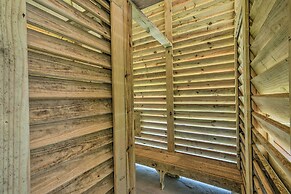 Walk to Shore: Coastal Escape in Crystal Beach!