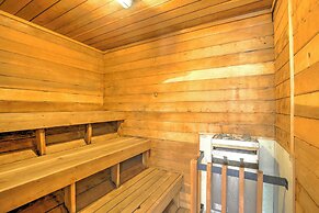 Breckenridge Condo w/ Balcony: Walk to Ski Resort