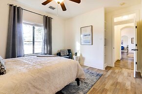Stylish Home w/ Hot Tub ~ 4 Mi to Canyon Lake