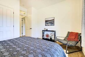 Stylish Home w/ Hot Tub ~ 4 Mi to Canyon Lake