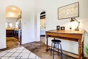 Stylish Home w/ Hot Tub ~ 4 Mi to Canyon Lake