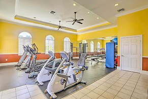 Airy Fort Myers Condo ~ 4 Mi to Beach!