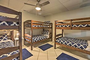 'the B Haus' Lakefront Retreat w/ Boat Ramp!