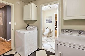 'the B Haus' Lakefront Retreat w/ Boat Ramp!