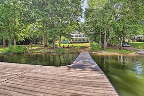 'the B Haus' Lakefront Retreat w/ Boat Ramp!