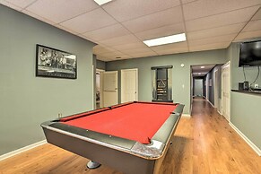 'the B Haus' Lakefront Retreat w/ Boat Ramp!