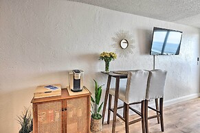 Oceanfront, Fourth-floor Condo on Daytona Beach!