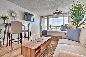 Oceanfront, Fourth-floor Condo on Daytona Beach!
