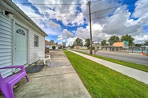 Geneva Cottage w/ Patio - Walk to Park, Lake Erie!