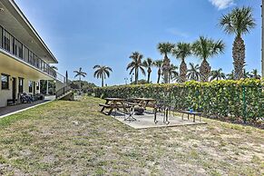 Gorgeous Fort Pierce Condo: Steps to Water!