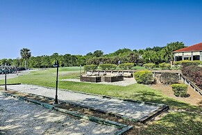 Upscale Unit in Private Golf Resort w/ Pool!