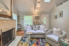 Cute East Hampton Cottage w/ Patio - Walk to Beach