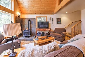 Rustic Retreat w/ Deck: Steps From Lake Almanor!