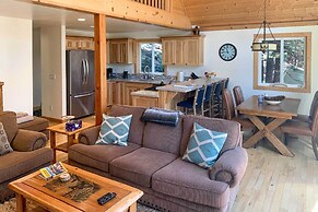Rustic Retreat w/ Deck: Steps From Lake Almanor!