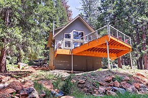 Rustic Retreat w/ Deck: Steps From Lake Almanor!
