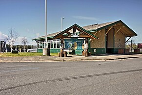 'A Room With a View' Peaceful Retreat on PoW