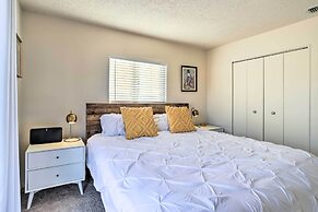 Sunny Oasis w/ Hot Tub ~ 11 Mi to Nat'l Park!