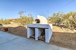 Sunny Oasis w/ Hot Tub ~ 11 Mi to Nat'l Park!