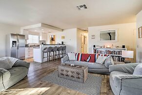 Sunny Oasis w/ Hot Tub ~ 11 Mi to Nat'l Park!