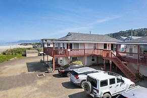 Rockaway Beach Vacation Rental: Pets Welcome!