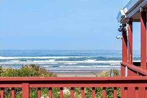 Rockaway Beach Vacation Rental: Pets Welcome!