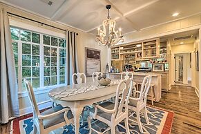 2 Mi to Hot Springs Nat'l Park: Hot Tub Haven!