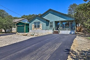 Pet-friendly Home w/ Deck: 1 Mi to Canyon Lake Fun