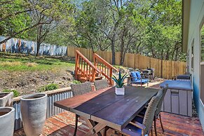 Pet-friendly Home w/ Deck: 1 Mi to Canyon Lake Fun