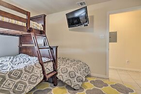 Pet-friendly Home w/ Deck: 1 Mi to Canyon Lake Fun