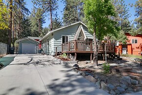 Wrightwood Cabin ~ 4 Mi to Mtn High Resort!