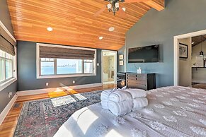 Waterfront Retreat w/ Deck ~ 7 Mi to Boston!