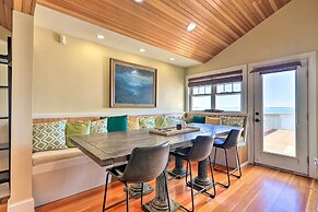 Waterfront Retreat w/ Deck ~ 7 Mi to Boston!