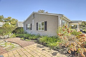 Tranquil Swansea Retreat w/ Fire Pit & Grill!