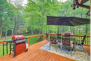 Furnished Deck + Fire Pit: Lake Wallenpaupack Home