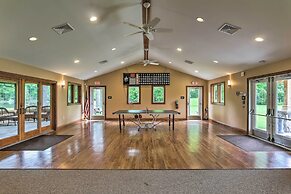 Furnished Deck + Fire Pit: Lake Wallenpaupack Home