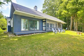 Skiing & Hiking: Water-view Home in the Berkshires