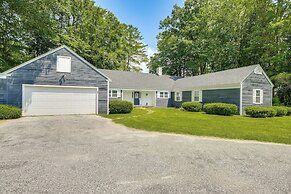 Waterview Home in the Berkshires: Near Hiking