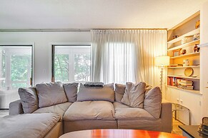 Skiing & Hiking: Water-view Home in the Berkshires