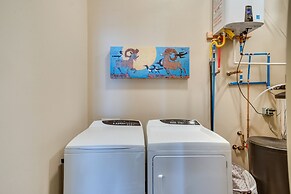 Updated Rustic-chic Condo on Ouray's Main Street!