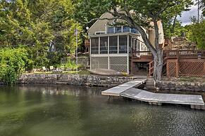 Beautiful Lakeside Milford Family Home & Deck