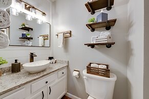 Branson West Condo ~ 1 Mi to Silver Dollar City!