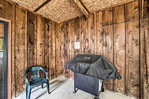 'pine Lodge Cabin' on 450 Acres in Ozark Mountains