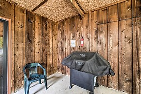 'pine Lodge Cabin' on 450 Acres in Ozark Mountains